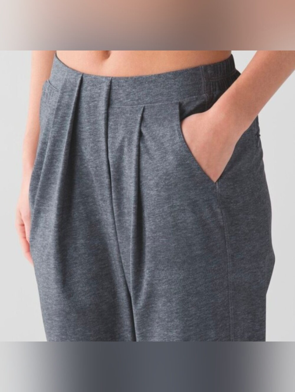 Lululemon Keepsake Grey Studio Pleated Jogger Pant - Size 8 - Picture 3 of 7